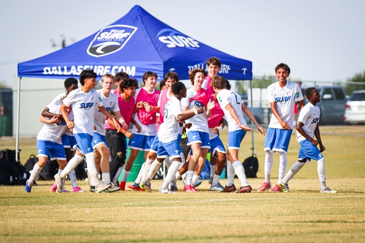Teams competing at the Dallas Surf Open